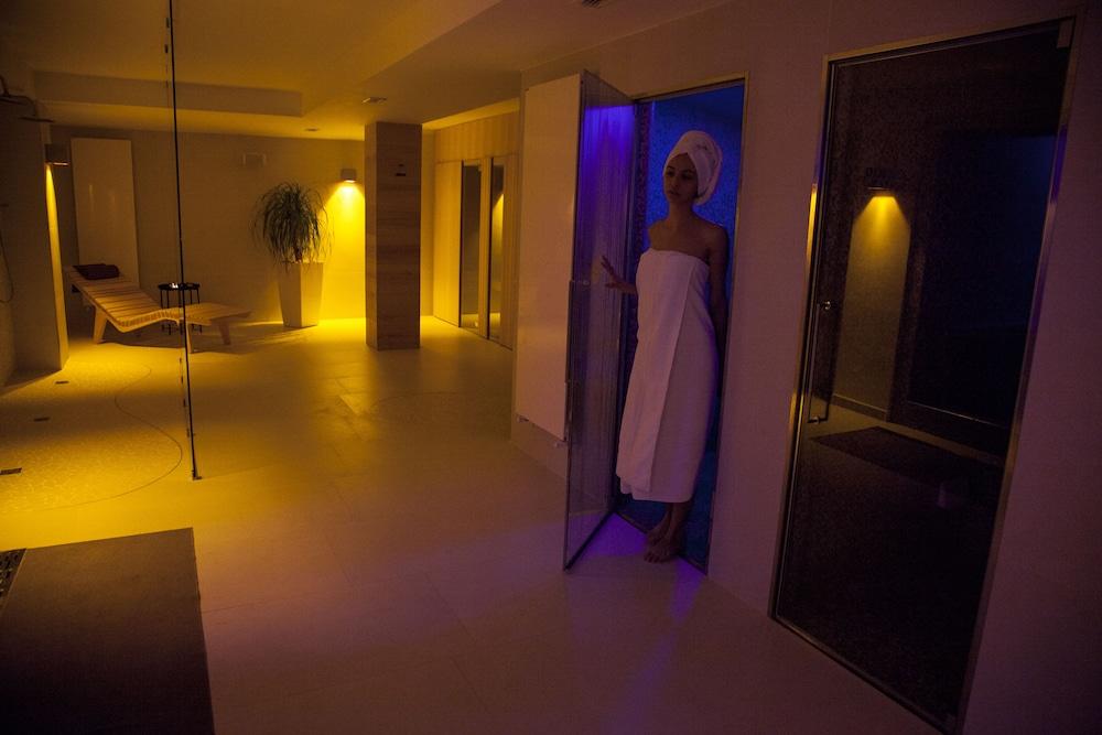 L' Araba Fenice Hotel & Resort Altavilla Silentina Exterior photo